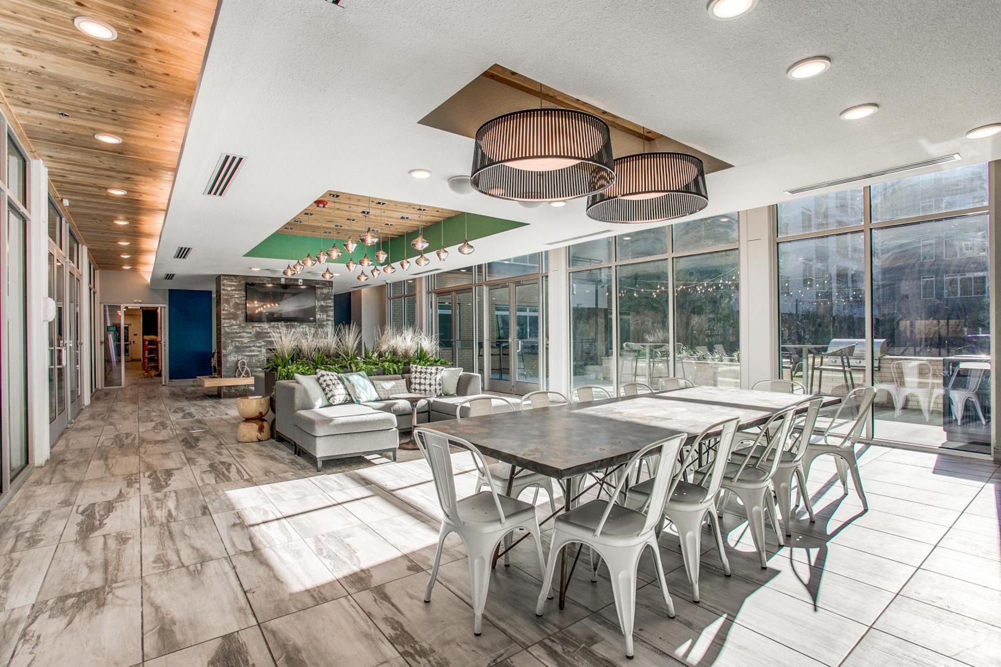 Lush Downtown Condo On Riverwalk W King Ste, Free Parking, Pet Friendly, Centrally Located On Riverwalk San Antonio Dış mekan fotoğraf